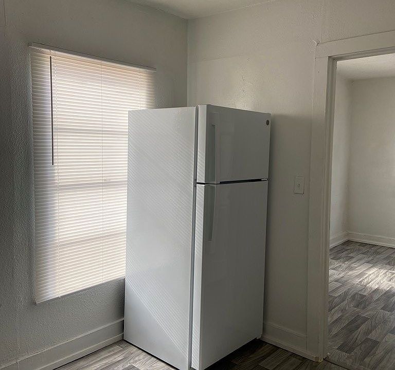 1702 Combes St, San Benito, TX 78586 Zillow