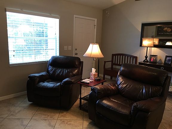 5th image of 31 Bickwick Ln