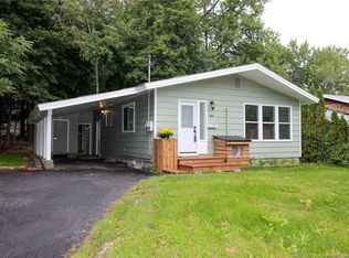 843 York St, Fredericton, NB E3B3R9