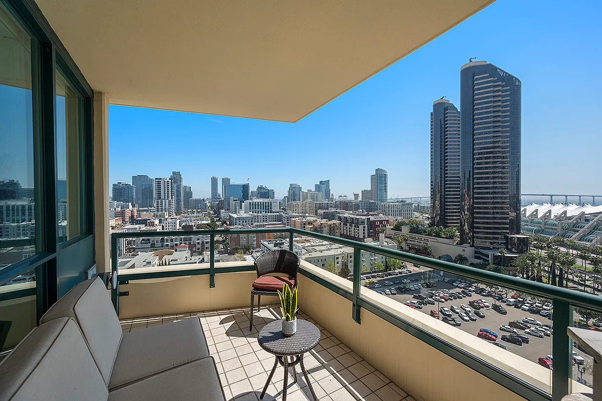 2 bed, 1209 sqft, $6,500 — Photo 4