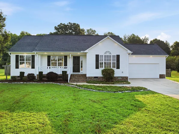 1217 Smith Rd, Smithfield, NC 27577