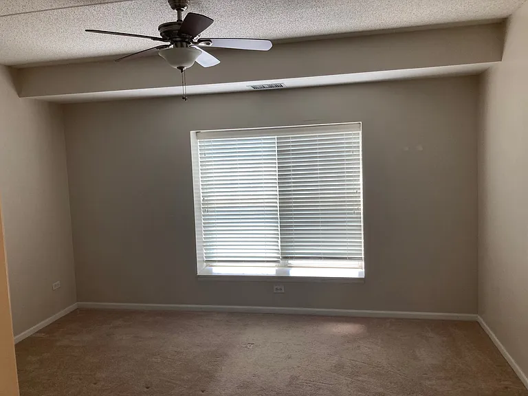 390 W Mahogany Ct #303 — Photo 9