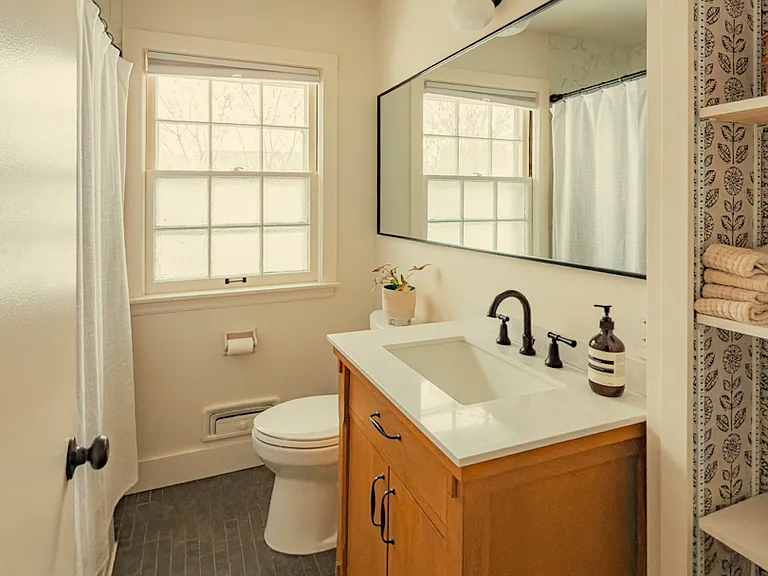 8359 Gridley Ave — Photo 5