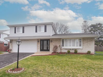 1834 E Boulder Dr, Mount Prospect, IL, 60056