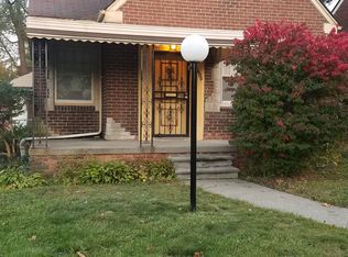 17600 Strathmoor St, Detroit, MI 48235
