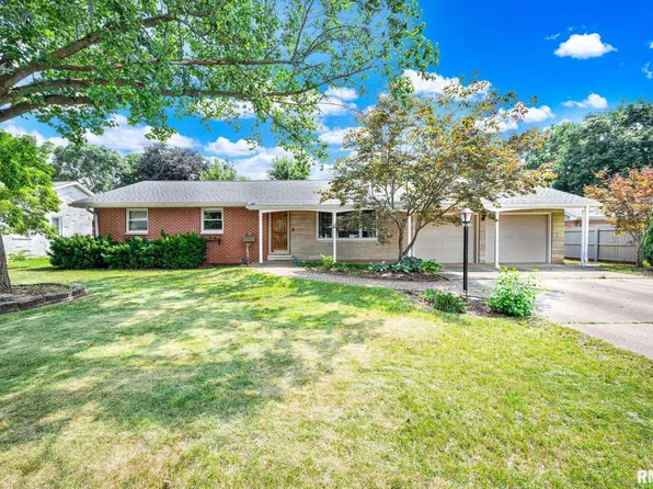 1124 W Evergreen Dr, Chillicothe, IL 61523