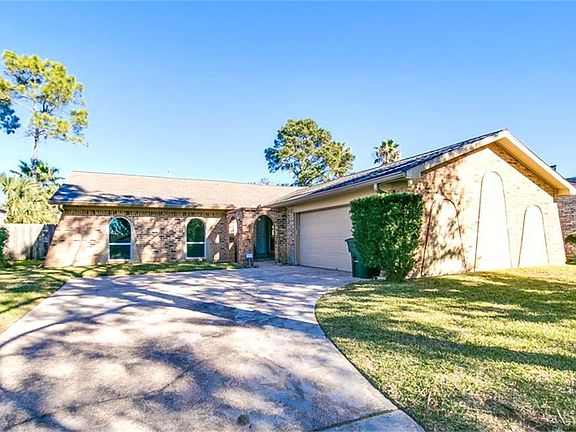 5th image of 15803 Cavendish Dr