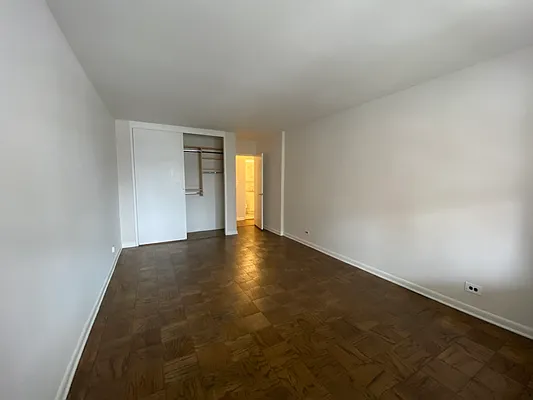 Rented by UES Management | media 5