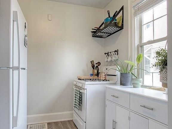 5th image of 3250 Nash Ave APT 1