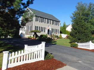 98 Longmeadow Rd, Taunton, MA 02780