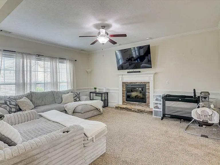 2507 Kari Ln — Photo 7