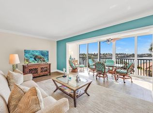 222 Harbour DR #310, NAPLES, FL 34103