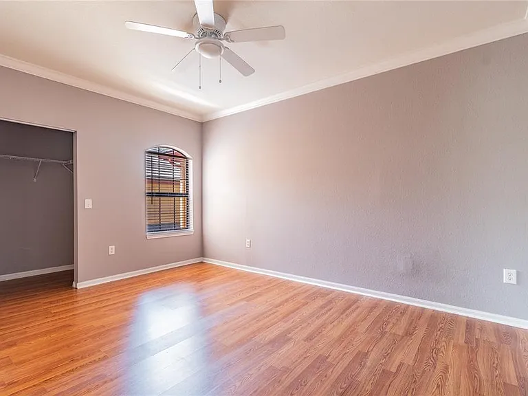 2265 Portofino Pl #21212 — Photo 14