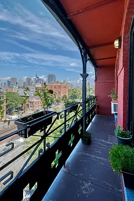 Sold by Tyler Vincent Real Estate Inc | media 3