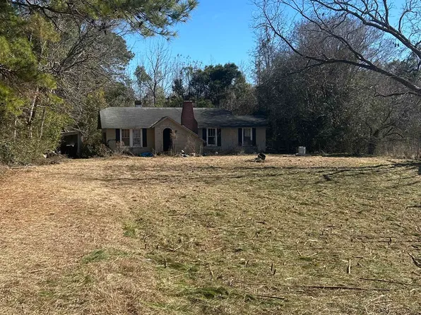 2045 Martin Luther King Hwy., Kingstree, SC 29556