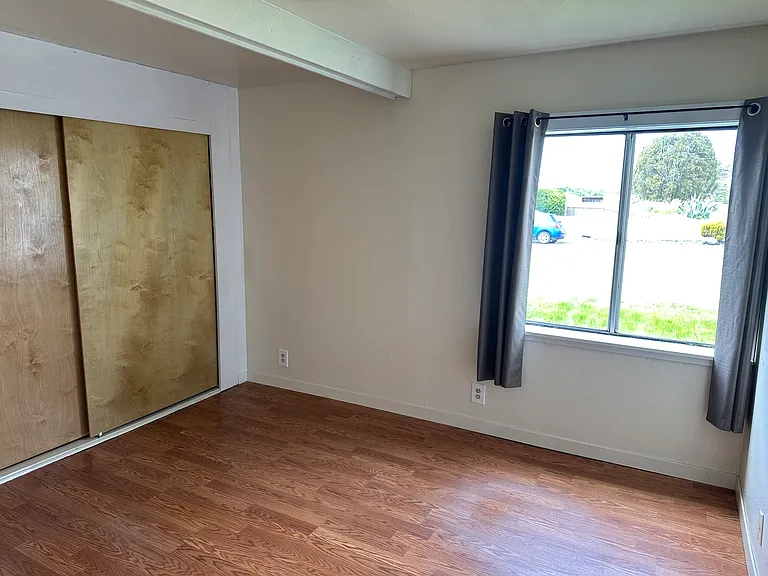 280 Railroad Ave #A — Photo 14