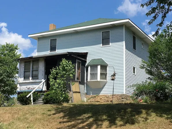 63 Water St, Summerville, PA 15864
