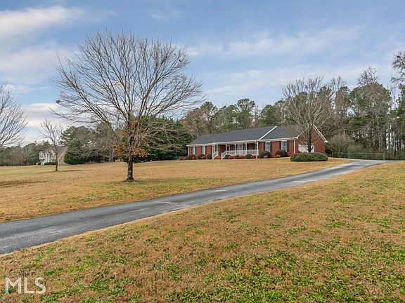 3rd image of 5439 Brooks Ln