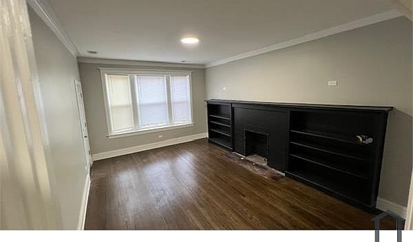 1st image of 5722 S King Dr Floor 3