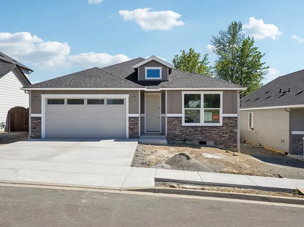 645 NW 31st St, Battle Ground, WA 98604