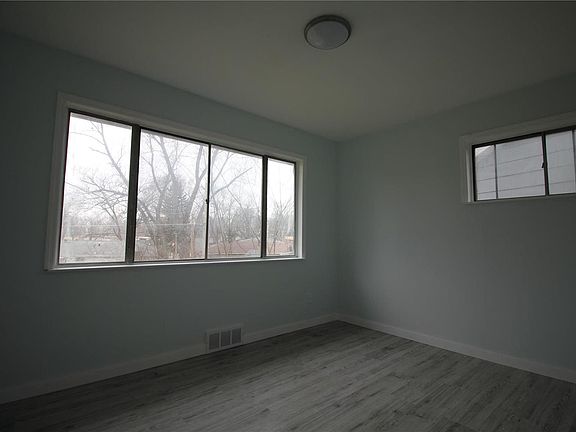 5th image of 7101 Brackleigh Dr
