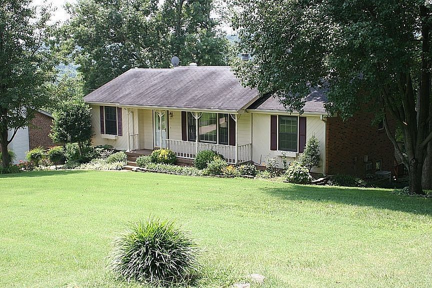 For Sale: 228 Charleston Dr., Goodlettsville, TN 37072