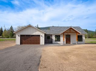 167 Airstrip Rd, Moyie Springs, ID 83845