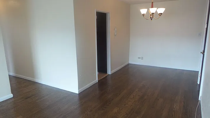 Sold by Metro Garden Realty NYC | media 20