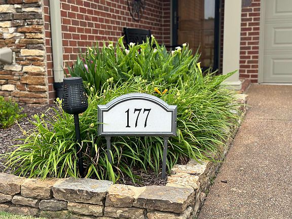 3rd image of 177 Saint Andrews Dr E #57