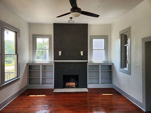 Real fire place