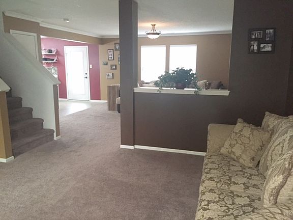 Living Room/Open FloorPlan