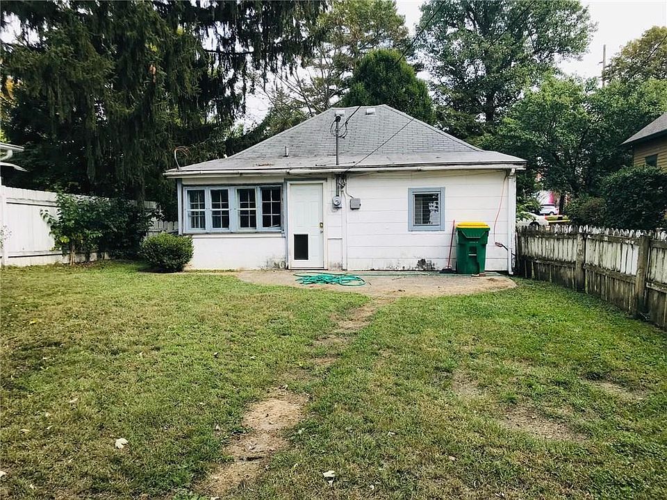 2nd image of 40 S 2nd St