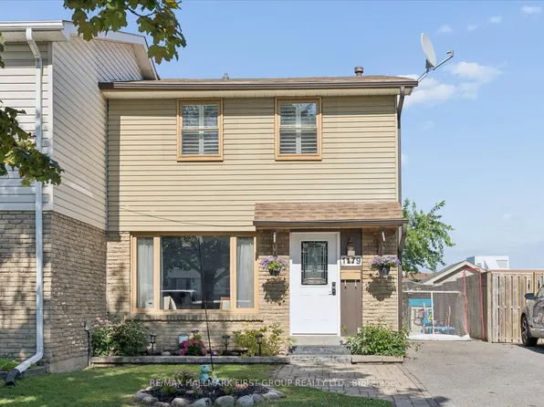 1179 Oxford St, Oshawa, ON L1J 3W4