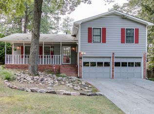 4102 Scenic Mountain Dr, Snellville, GA 30039