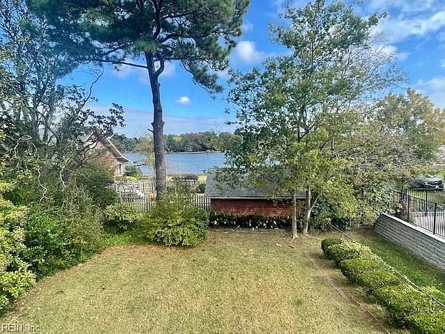 WELCOME TO 4010 HOLLY AVENUE #2 (DUPLEX). WATER VIEWS TO DIE FOR! BACKYARD OH WHAT AN OUTSTANDING PLACE TO HACE A COOKOUT AND OR GATHERING!!!
