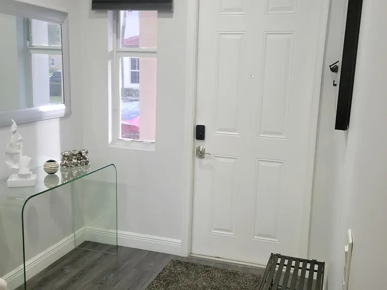 6960 Long Pine Cir — Photo 3
