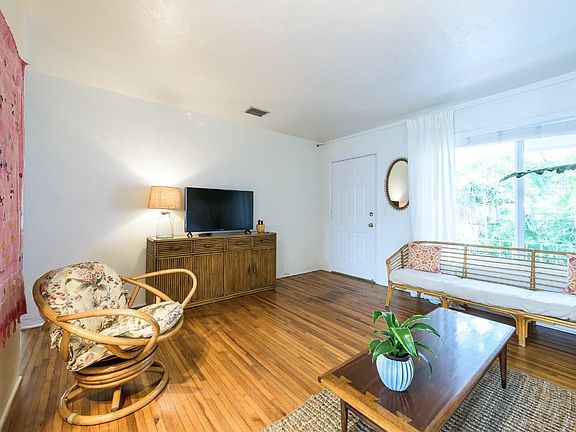 5th image of 559 NE 64th St #559