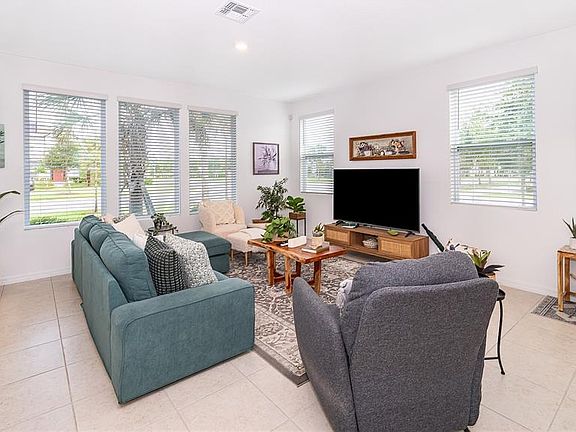 5th image of 2929 VOYAGER AVENUE