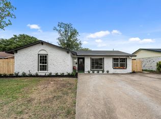 3528 Softcloud Dr, Dallas, TX 75241