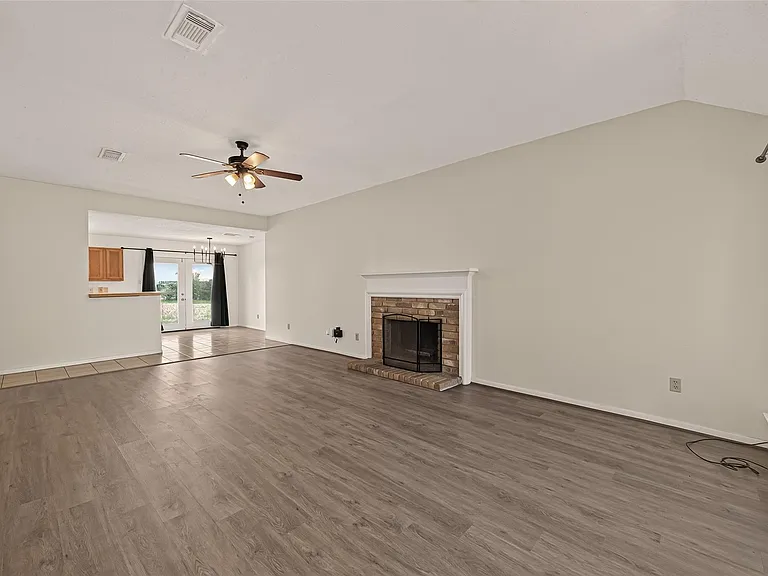 2423 Anthony Hay Ln — Photo 7