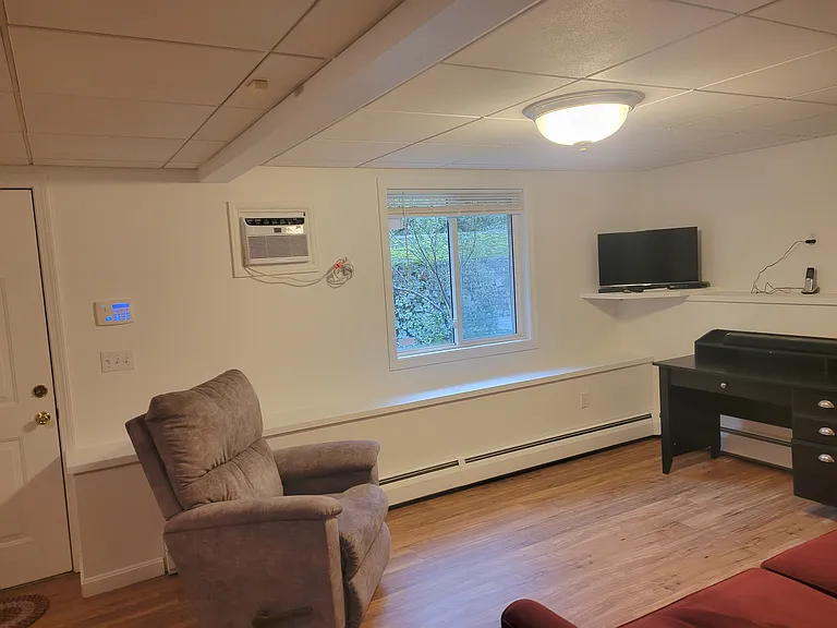 42 Lockwood St #2 — Photo 5