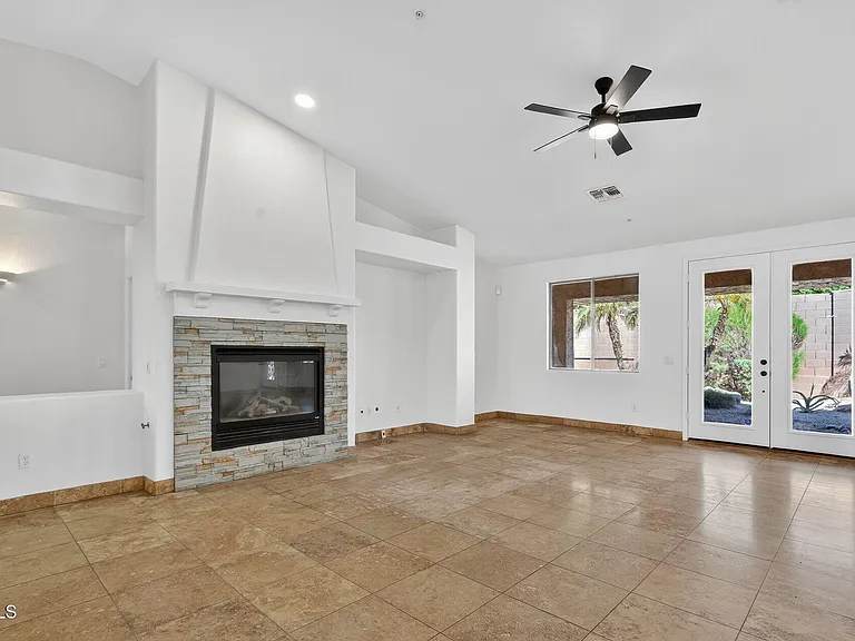 7742 E Los Gatos Dr — Photo 17