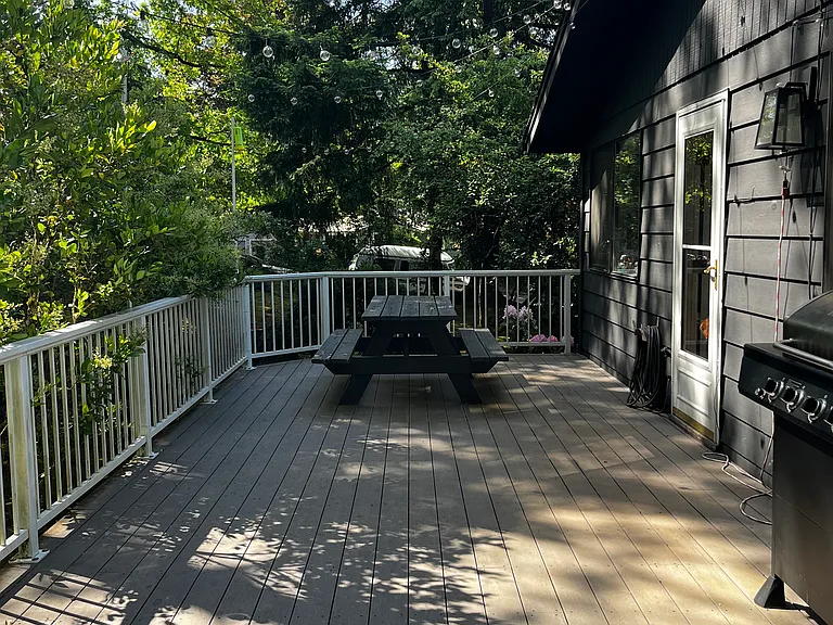 10065 NW Ash St — Photo 117