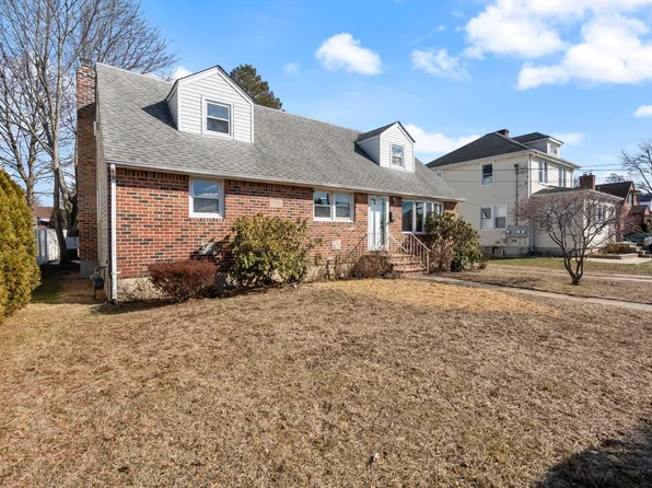 251 Pamlico Avenue, Uniondale, NY 11553