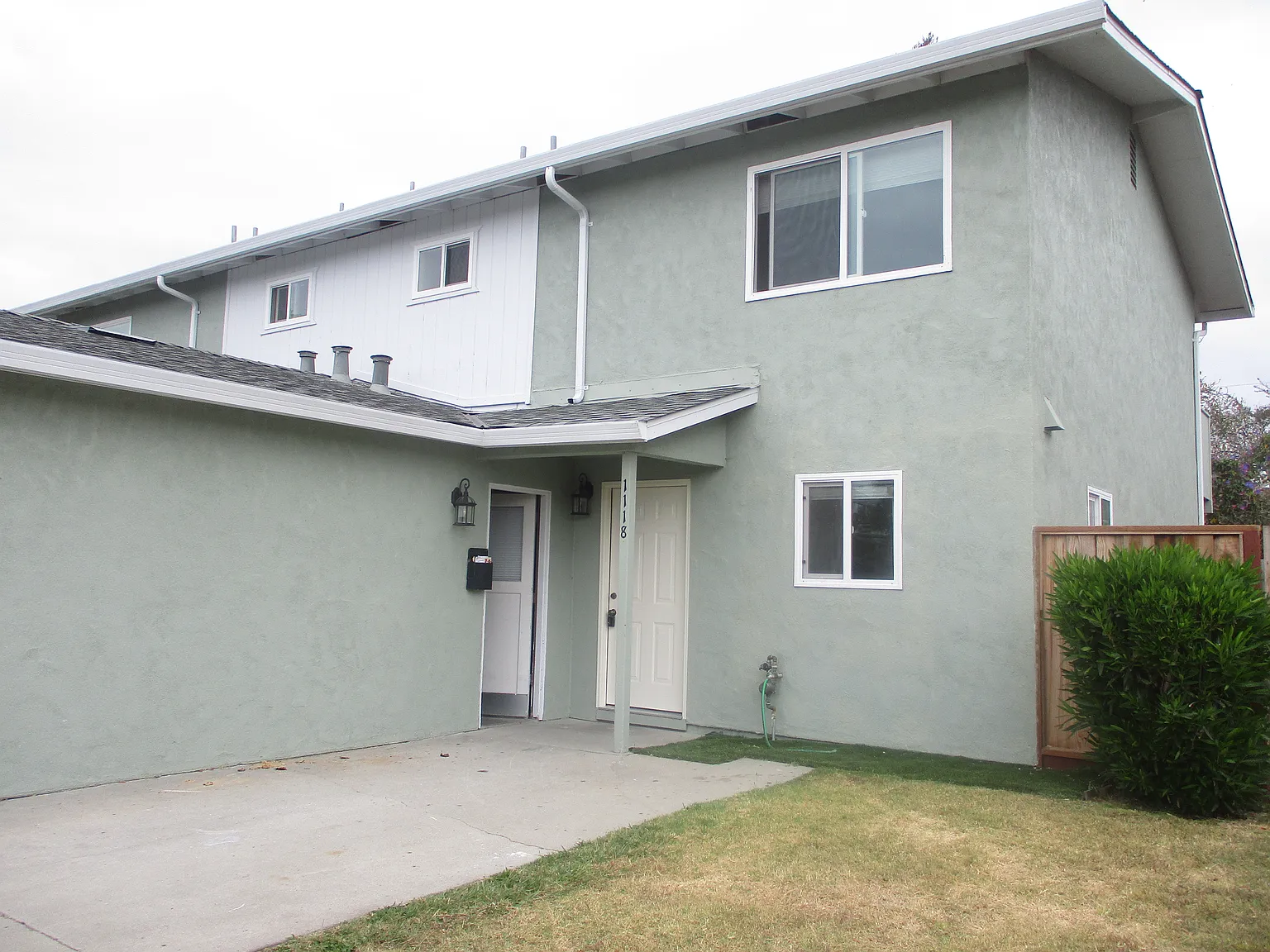 3 bed, 1.5 bath, 1500 sqft, $3,850 — Photo 1