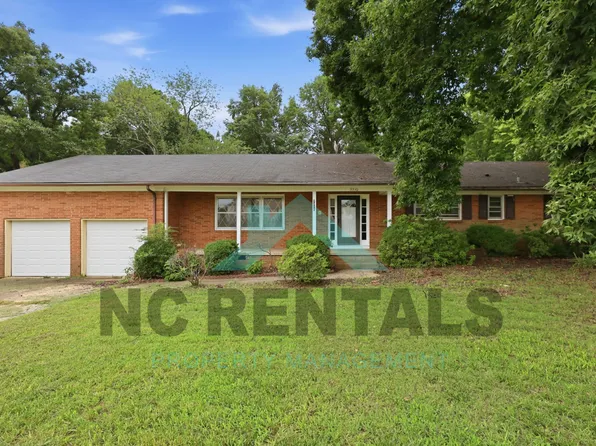 3210 Garden Rd, Burlington, NC 27215