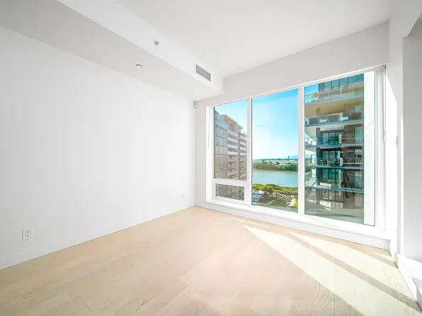 6855 Pearson Way #805, Richmond, BC V7C 0E9