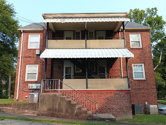 3rd image of 805 Somerset Dr #2
