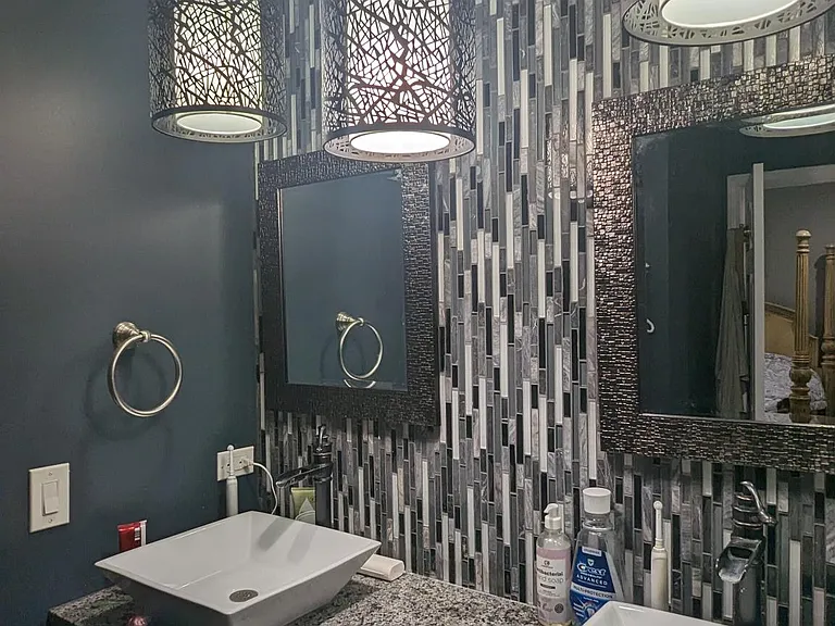 768 Lambert Ln — Photo 7