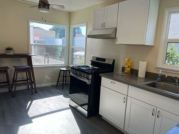 3rd image of 5118 Lemon Grove Ave #5122